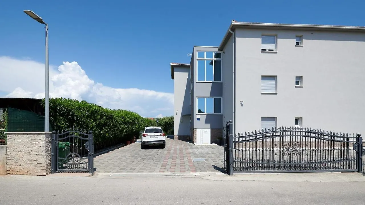 Apartment Adria Trogir